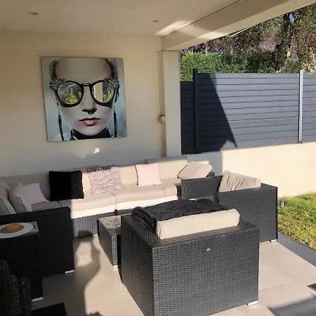 Charmante De Style Moderne Vakantiehuis *
